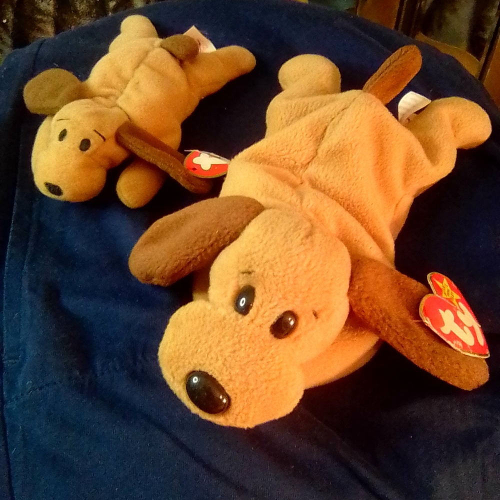 1993 PVC Bones the dog style # 4001.+ Free mcDonald Bones for you.